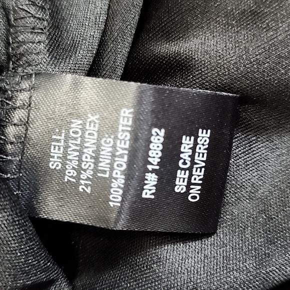 TORRID ALINE BLACK SKIRT/ SIZE 0 ( L/12) - Picture 8 of 14